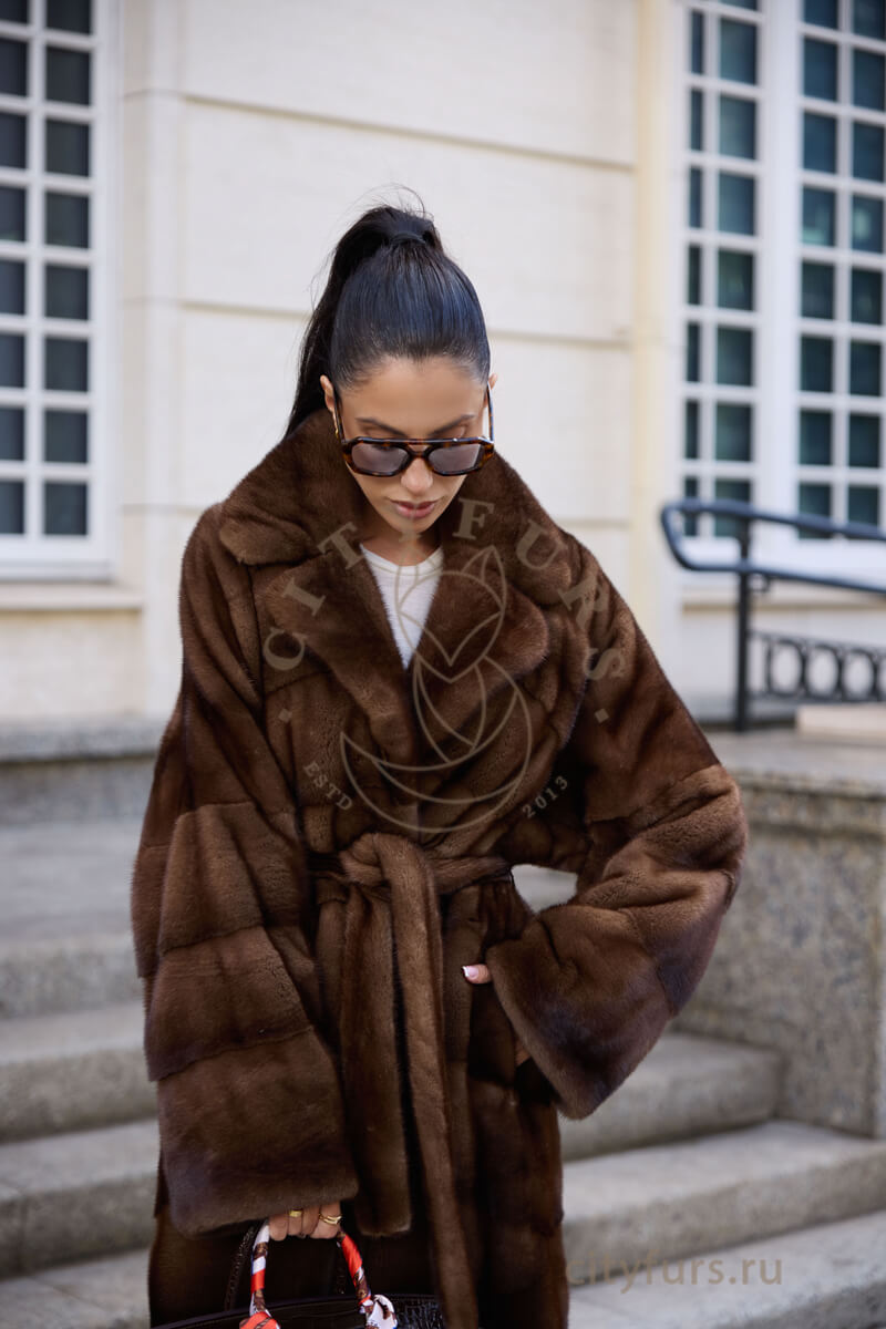 Главные тренды и модные шубы зимы in | Fur, Fashion trends, Fashion